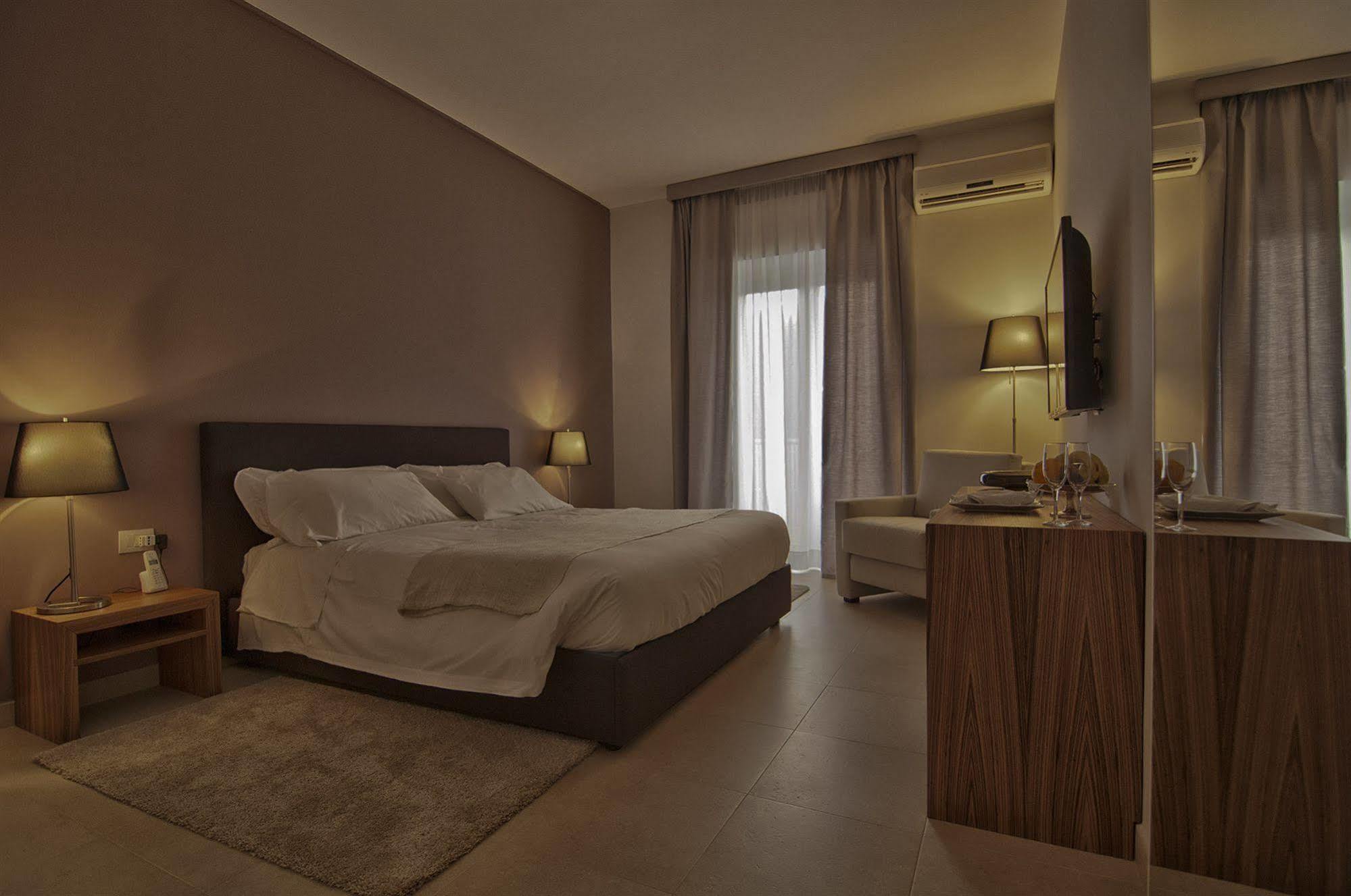 Garden Hotel Molfetta Zewnętrze zdjęcie