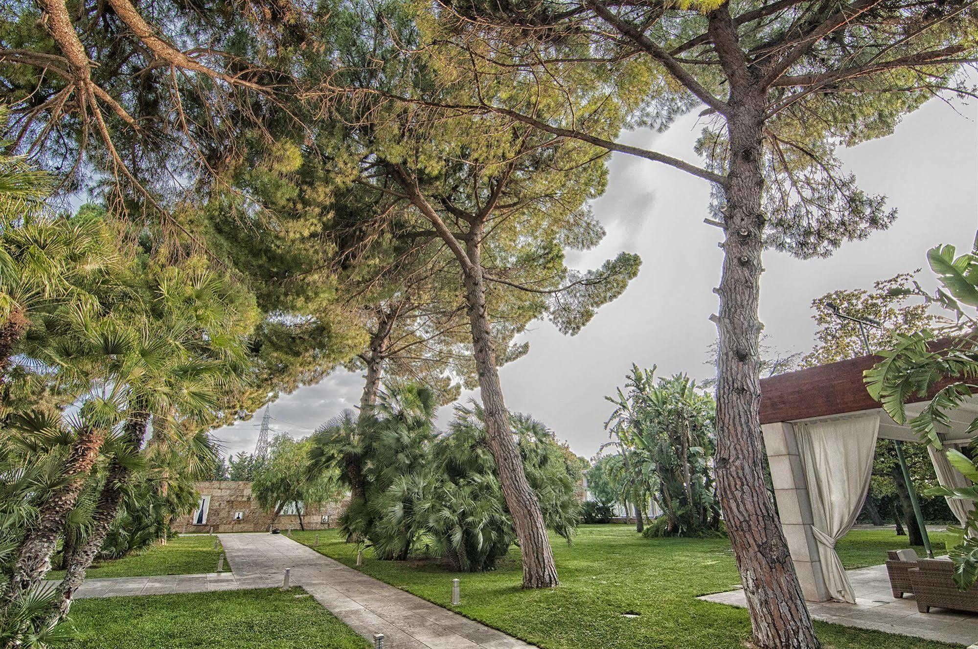 Garden Hotel Molfetta Zewnętrze zdjęcie